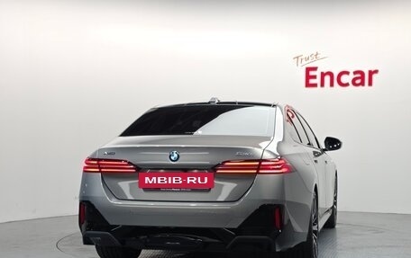 BMW 5 серия, 2025 год, 6 570 000 рублей, 4 фотография