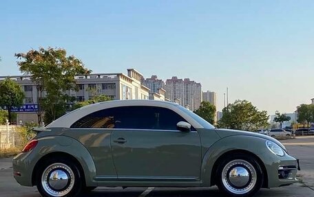 Volkswagen Beetle, 2019 год, 1 220 333 рублей, 4 фотография