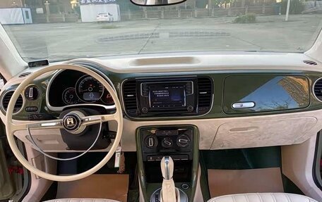 Volkswagen Beetle, 2019 год, 1 220 333 рублей, 8 фотография