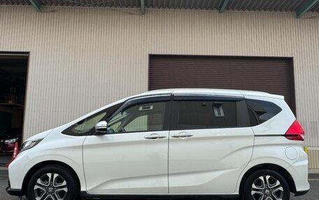 Honda Freed II, 2023 год, 1 270 000 рублей, 4 фотография