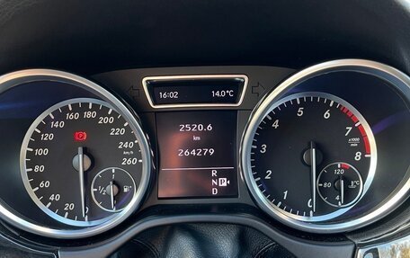 Mercedes-Benz M-Класс, 2012 год, 2 300 000 рублей, 4 фотография