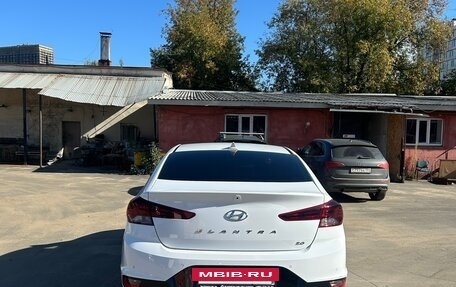 Hyundai Elantra VI рестайлинг, 2020 год, 1 850 000 рублей, 5 фотография