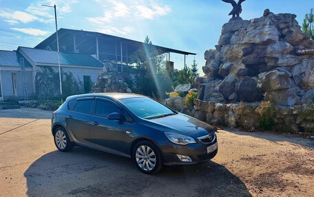 Opel Astra J, 2011 год, 630 000 рублей, 4 фотография
