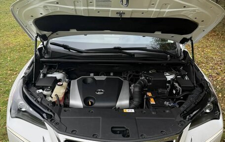 Lexus NX I, 2017 год, 2 350 000 рублей, 12 фотография