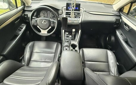Lexus NX I, 2017 год, 2 350 000 рублей, 26 фотография