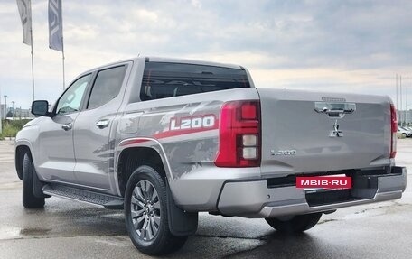 Mitsubishi L200, 2024 год, 3 900 000 рублей, 4 фотография