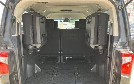 Mitsubishi Delica D:5 I, 2023 год, 2 700 000 рублей, 17 фотография
