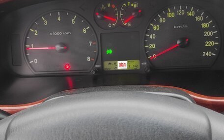 Hyundai Sonata IV рестайлинг, 2005 год, 220 000 рублей, 8 фотография