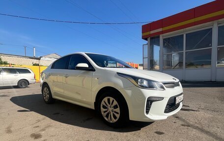 KIA Rio IV, 2018 год, 1 450 000 рублей, 6 фотография