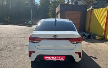 KIA Rio IV, 2018 год, 1 450 000 рублей, 3 фотография