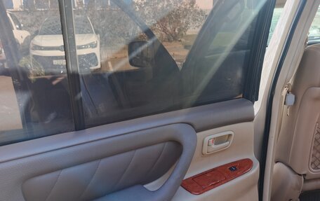 Toyota Land Cruiser 100 рестайлинг 2, 2002 год, 1 750 000 рублей, 24 фотография