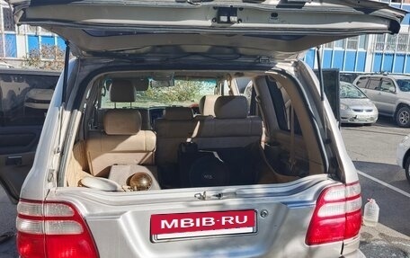 Toyota Land Cruiser 100 рестайлинг 2, 2002 год, 1 750 000 рублей, 25 фотография