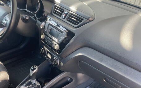 KIA Rio III рестайлинг, 2013 год, 1 020 000 рублей, 11 фотография