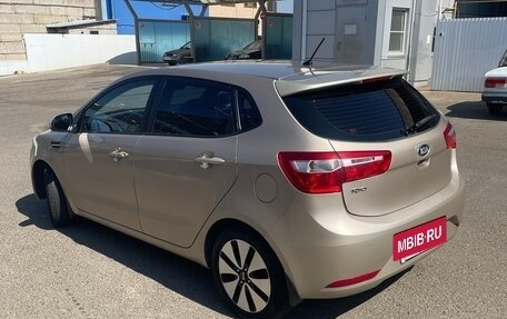 KIA Rio III рестайлинг, 2013 год, 1 020 000 рублей, 12 фотография