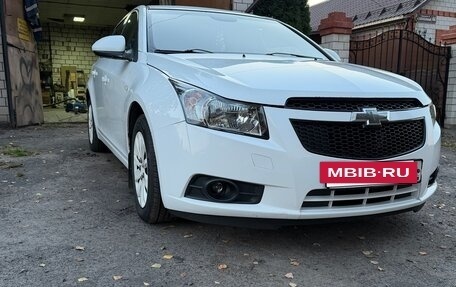 Chevrolet Cruze II, 2012 год, 710 000 рублей, 2 фотография