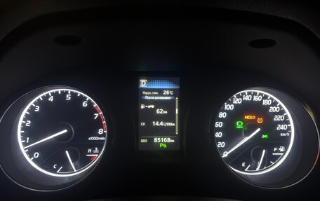 Toyota Camry, 2019 год, 2 750 000 рублей, 8 фотография