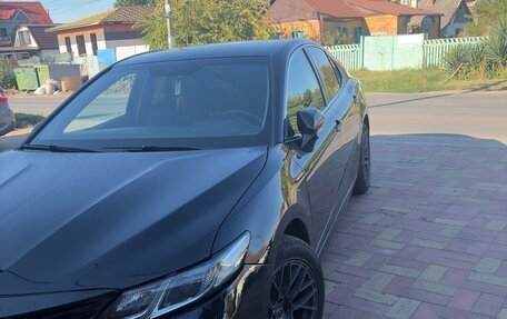 Toyota Camry, 2019 год, 2 750 000 рублей, 3 фотография