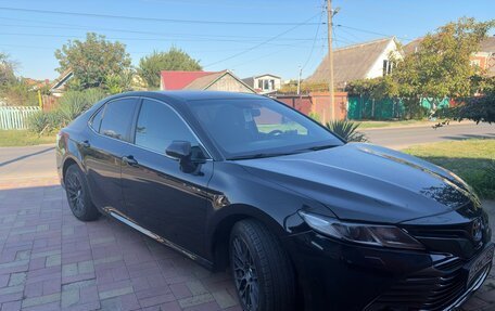 Toyota Camry, 2019 год, 2 750 000 рублей, 4 фотография