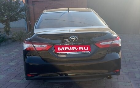 Toyota Camry, 2019 год, 2 750 000 рублей, 5 фотография