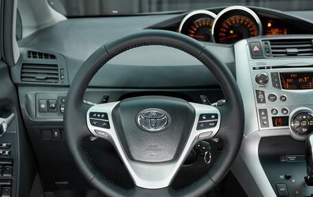 Toyota Verso I, 2010 год, 838 000 рублей, 8 фотография