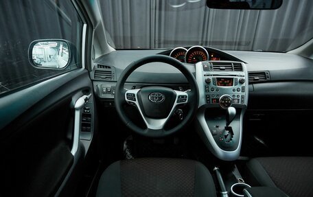 Toyota Verso I, 2010 год, 838 000 рублей, 7 фотография