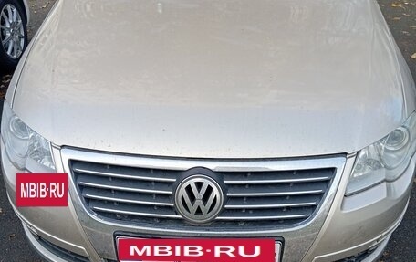 Volkswagen Passat B6, 2005 год, 650 000 рублей, 16 фотография