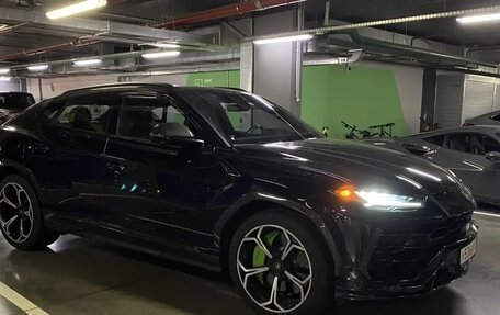 Lamborghini Urus I, 2022 год, 27 000 000 рублей, 2 фотография