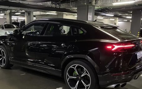 Lamborghini Urus I, 2022 год, 27 000 000 рублей, 3 фотография
