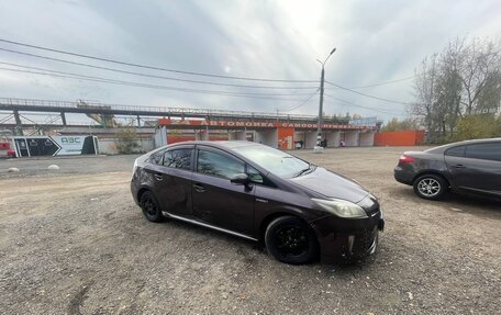 Toyota Prius, 2013 год, 950 000 рублей, 14 фотография