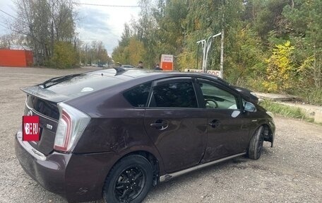 Toyota Prius, 2013 год, 950 000 рублей, 15 фотография