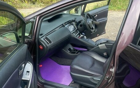 Toyota Prius, 2013 год, 950 000 рублей, 36 фотография