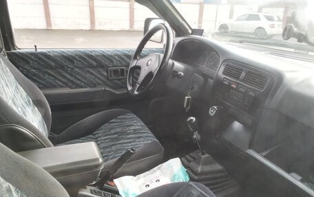 Nissan Terrano II рестайлинг, 1988 год, 850 000 рублей, 7 фотография