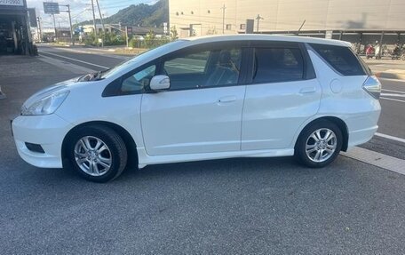 Honda Fit Shuttle I рестайлинг, 2014 год, 685 000 рублей, 3 фотография