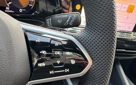 Volkswagen Golf VIII, 2022 год, 1 564 000 рублей, 15 фотография