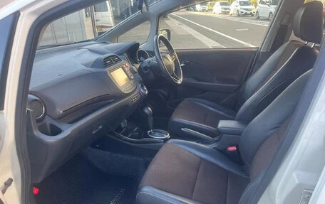 Honda Fit Shuttle I рестайлинг, 2014 год, 685 000 рублей, 11 фотография