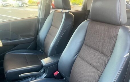 Honda Fit Shuttle I рестайлинг, 2014 год, 685 000 рублей, 12 фотография