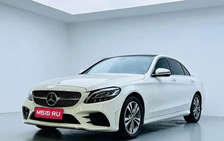 Mercedes-Benz C-Класс, 2021 год, 1 980 000 рублей, 1 фотография