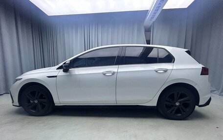 Volkswagen Golf VIII, 2022 год, 1 540 000 рублей, 8 фотография