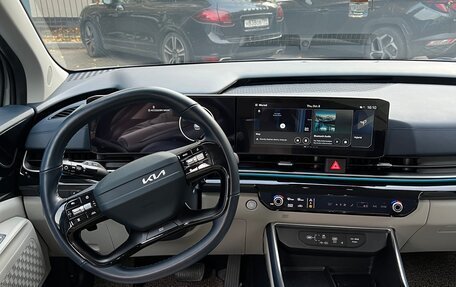 KIA Carnival, 2024 год, 4 900 000 рублей, 15 фотография