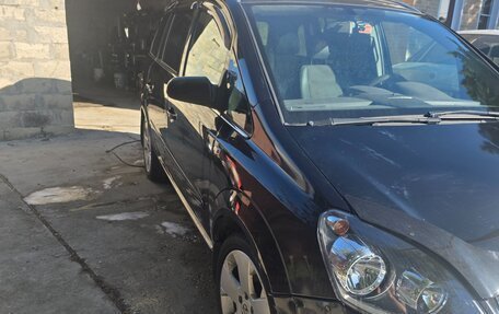 Opel Zafira B, 2007 год, 700 000 рублей, 3 фотография