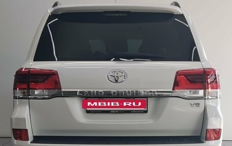 Toyota Land Cruiser 200, 2017 год, 6 590 000 рублей, 6 фотография
