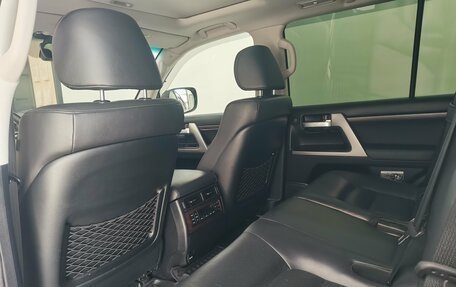 Toyota Land Cruiser 200, 2017 год, 6 590 000 рублей, 17 фотография
