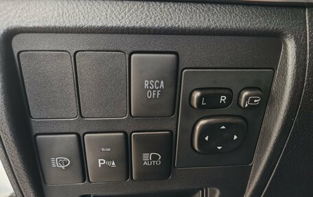 Toyota Land Cruiser 200, 2017 год, 6 590 000 рублей, 26 фотография