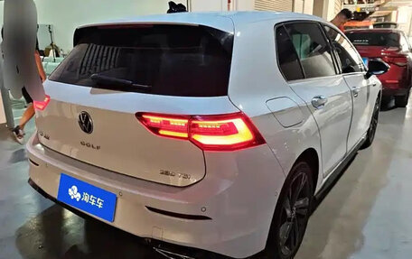 Volkswagen Golf VIII, 2023 год, 1 630 000 рублей, 4 фотография