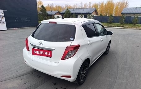 Toyota Vitz, 2013 год, 720 000 рублей, 5 фотография