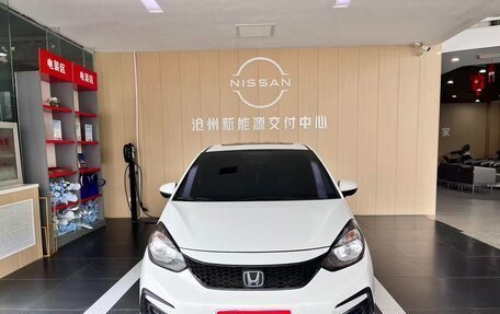Honda Fit, 2023 год, 980 000 рублей, 2 фотография