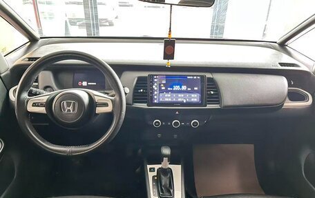 Honda Fit, 2023 год, 980 000 рублей, 8 фотография