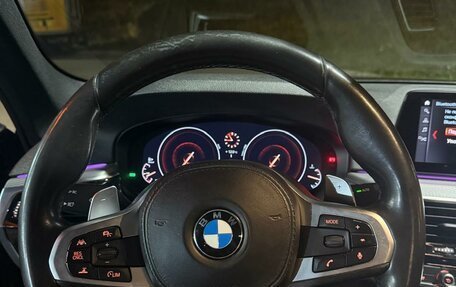 BMW 5 серия, 2019 год, 3 670 000 рублей, 11 фотография