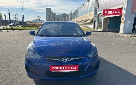 Hyundai Solaris II рестайлинг, 2012 год, 600 000 рублей, 8 фотография