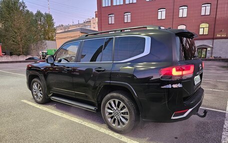 Toyota Land Cruiser, 2023 год, 10 800 000 рублей, 8 фотография